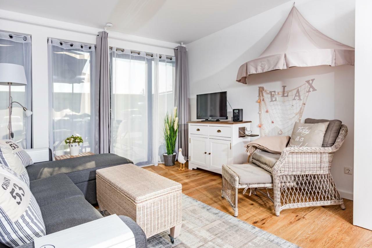 Strandhaus Kleine Perle ビューズム エクステリア 写真